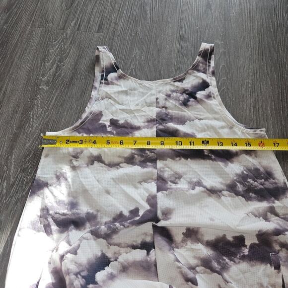 Oiselle Beige Geometric Sleeveless Athletic Dress Size 6 - Picture 3 of 5